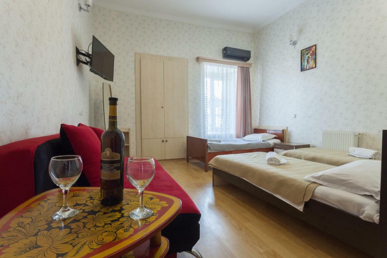 טביליסי Guest House Ketrin מראה חיצוני תמונה